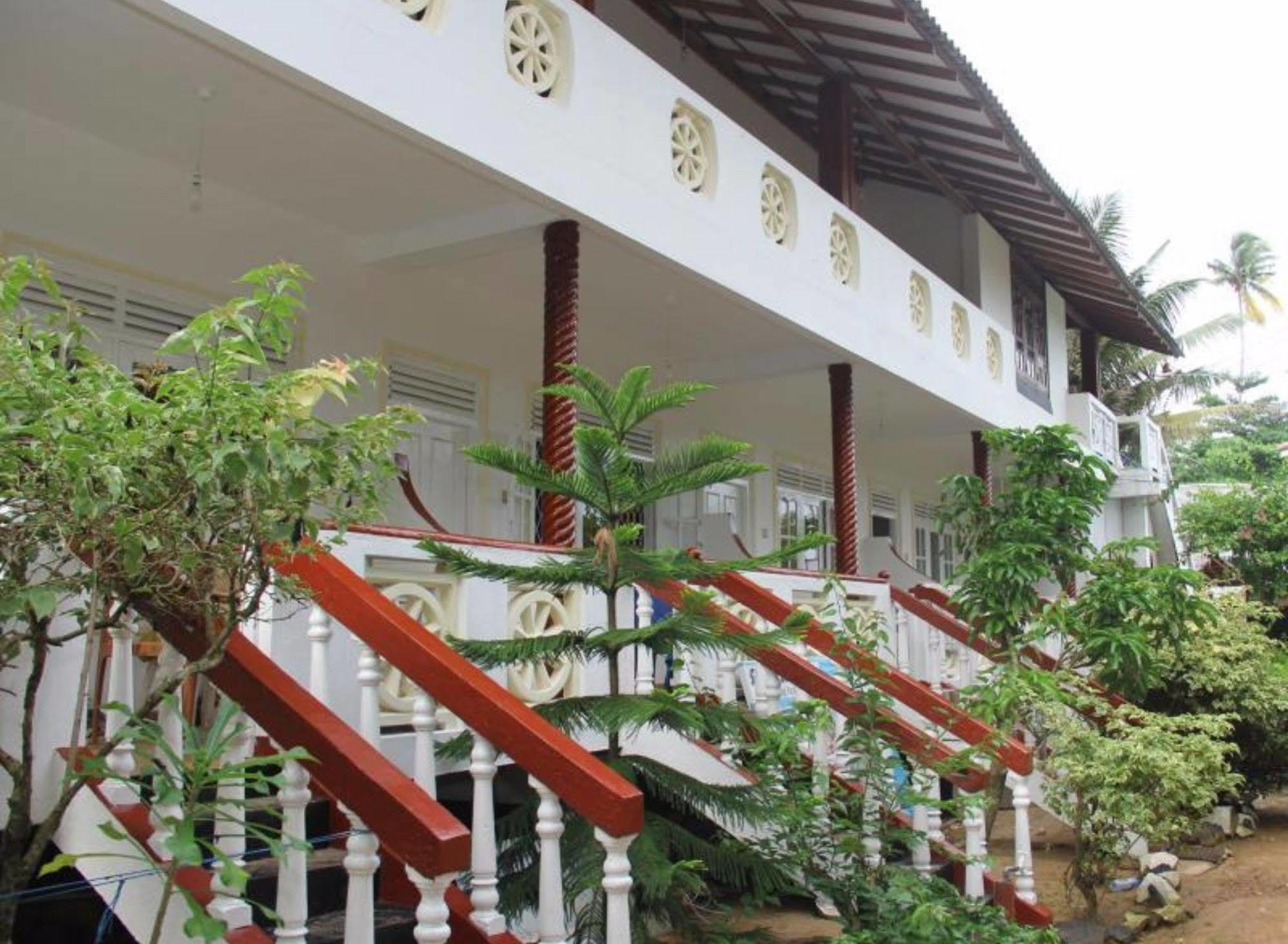 Dinu'S Resort Talaramba Extérieur photo